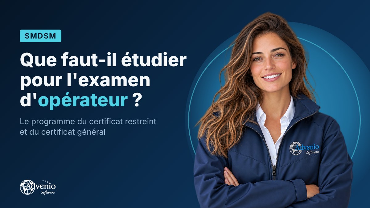 Femme souriante portant une veste Advenio Software, à côté du titre « Que faut-il étudier pour l'examen d'opérateur ? »